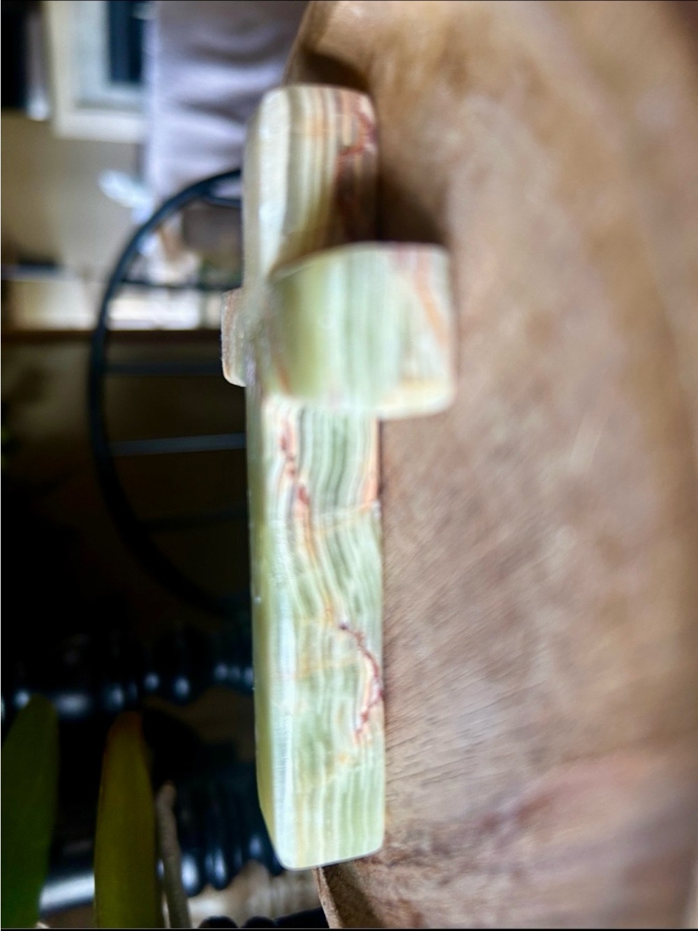 Hand Carved Green Onyx Cross - Picture 5 of 10